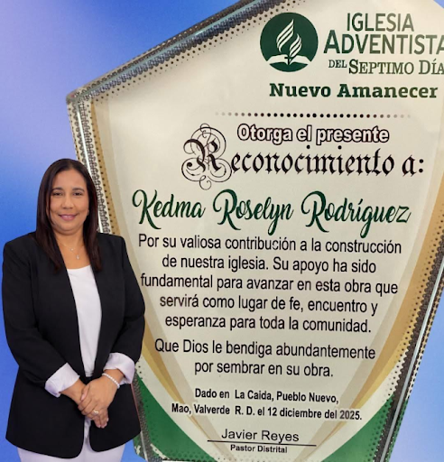 Alcaldesa Ketty Rodríguez Recibe Reconocimiento en Acto de Rendición de Cuentas. 